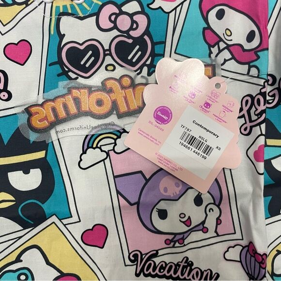 Tooniforms Scrubs Top For Women Round Neck TF787 - Picture 7 of 9